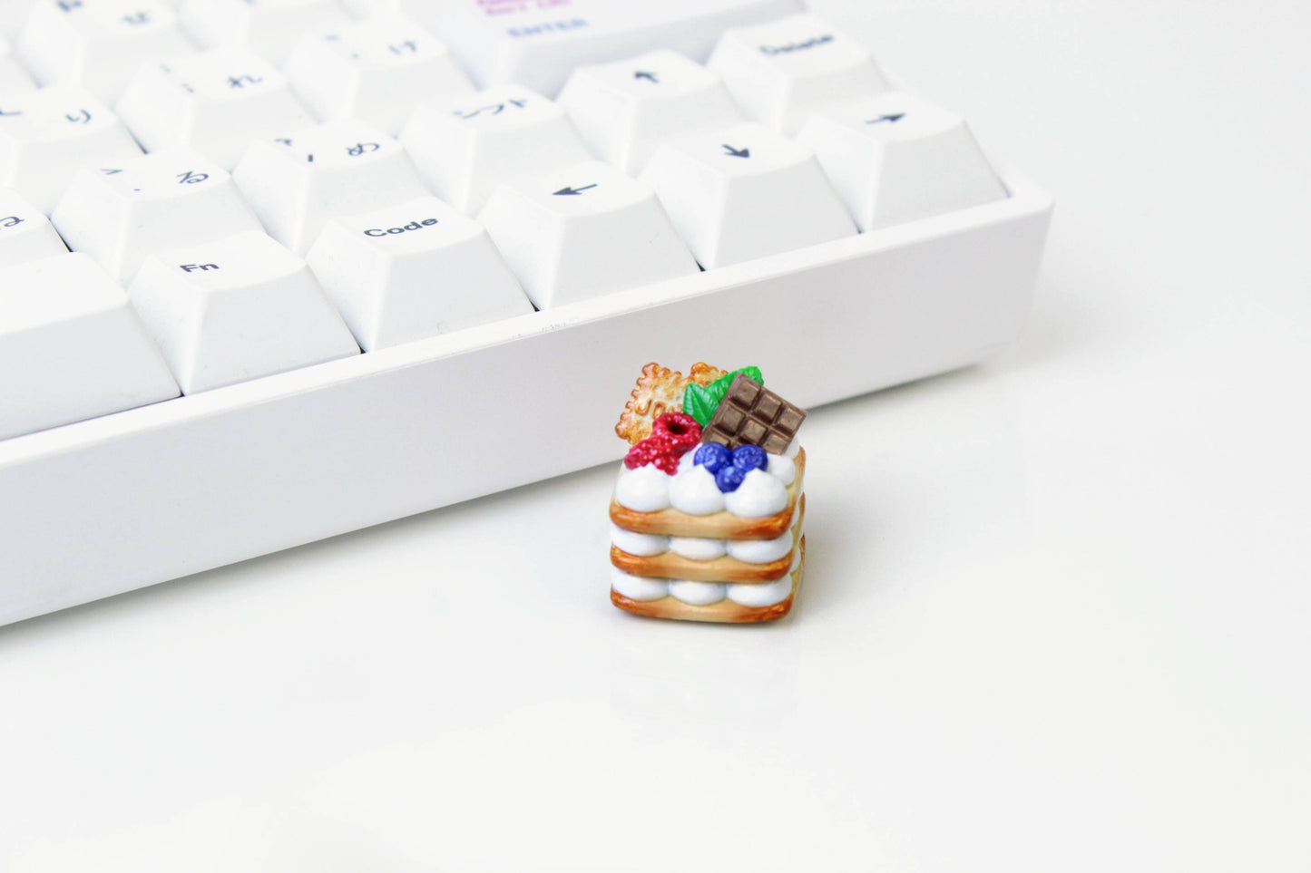Berries and Cream | Dessert Cake Artisan Keycap image 3