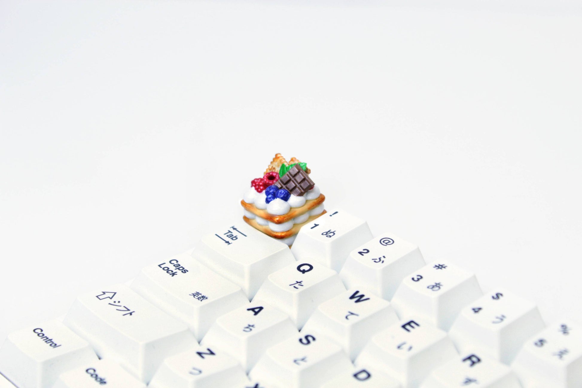 Berries and Cream | Dessert Cake Artisan Keycap image 2